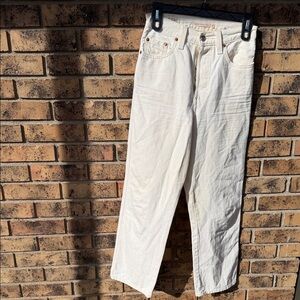 Levi's Premium Ribcage Ankle Jeans in Cream